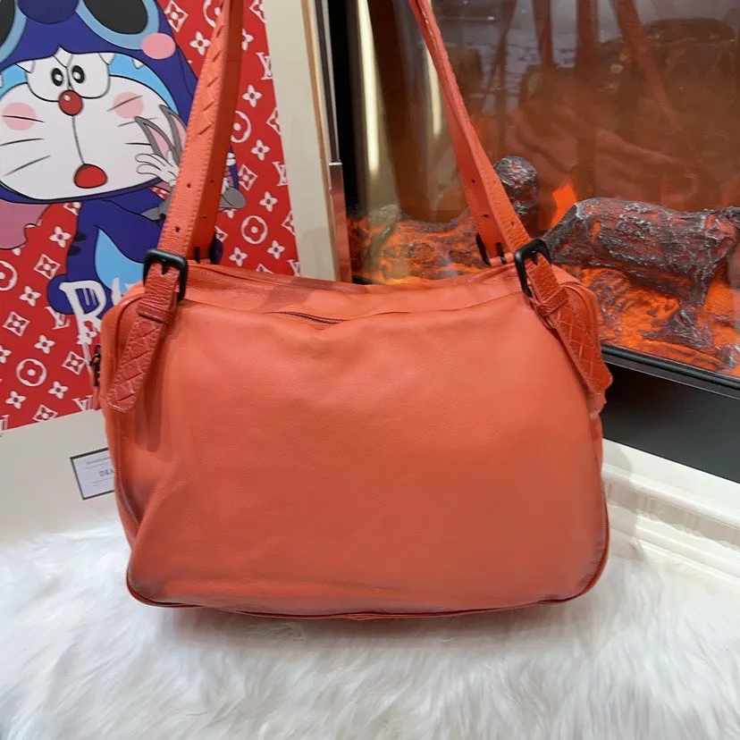 Bottega Veneta Shoulder Bag Orange Leather Medium