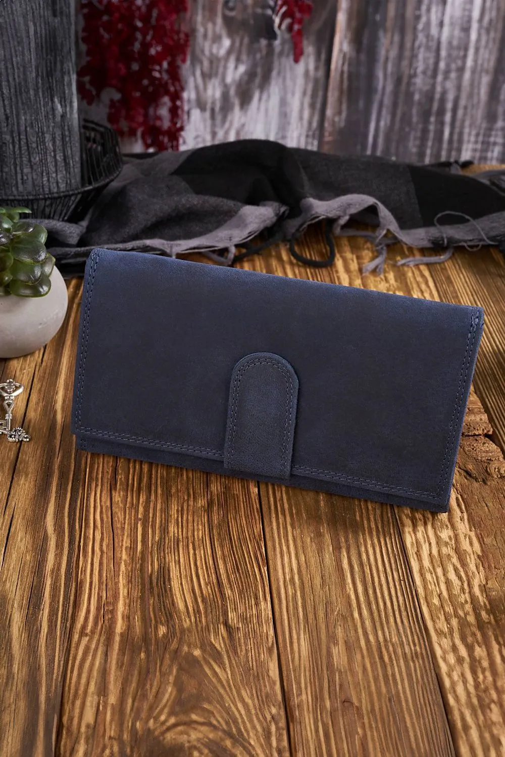 Chic Women`s Wallet by Galanter Europe