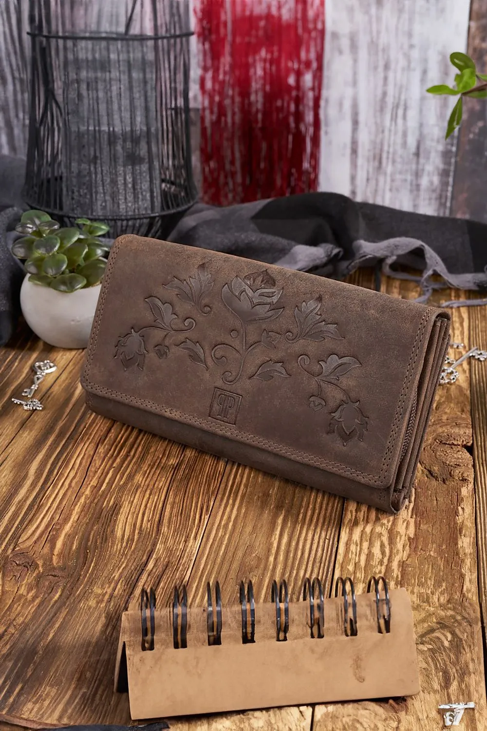Chic Women`s Wallet by Galanter Europe