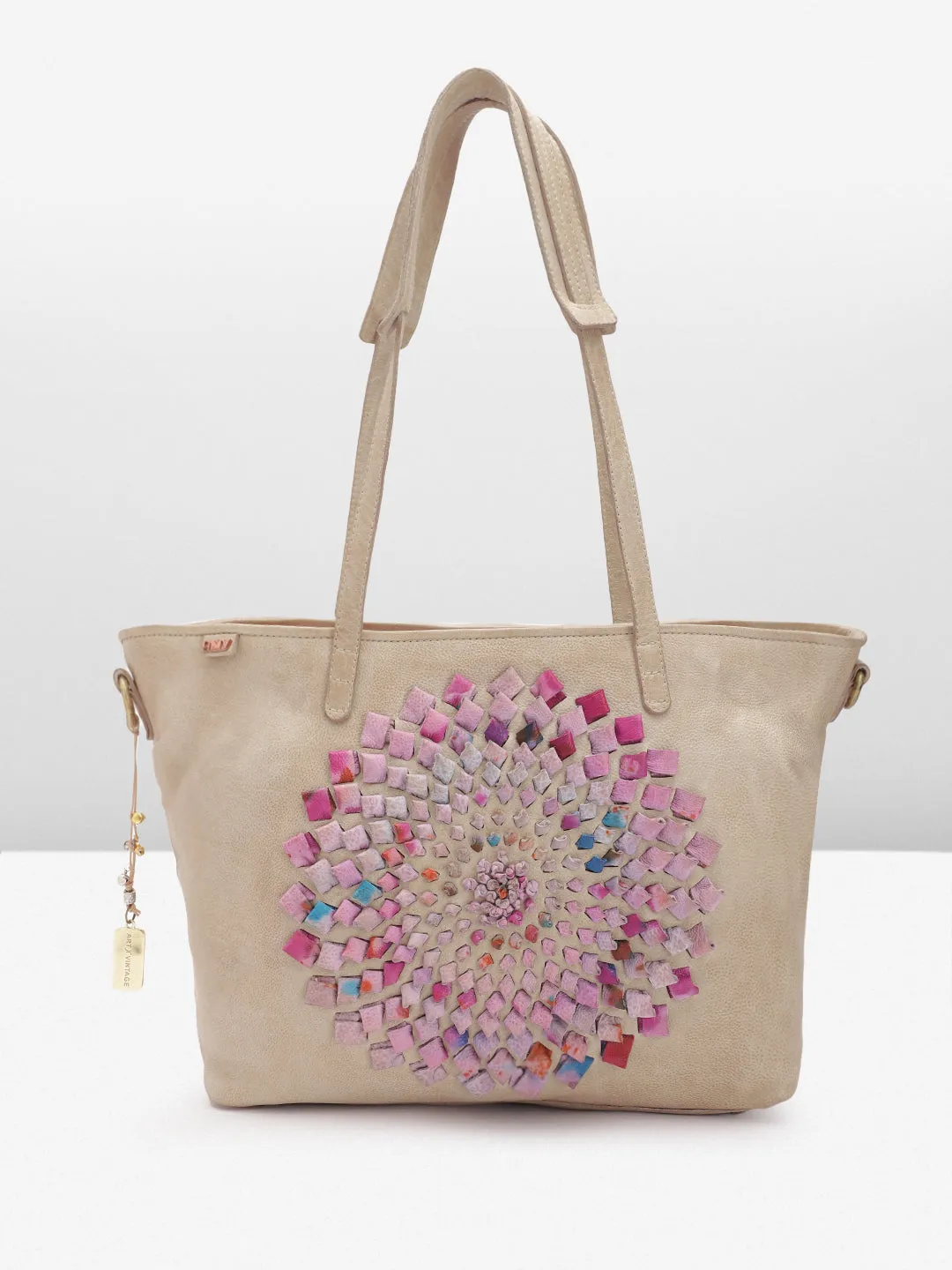 Glory: Elevate Your Look with Our Beige Leather Shoulder Bag By Art N Vintage