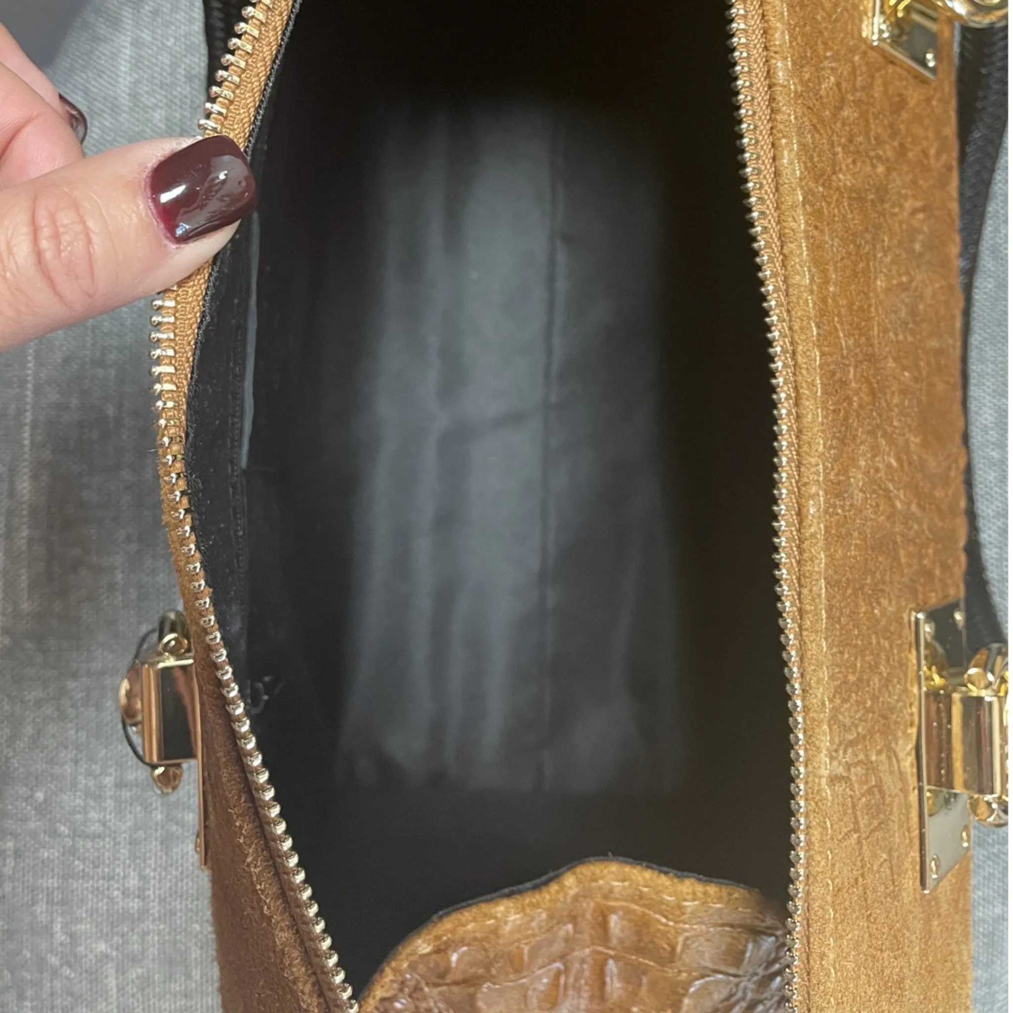 Italian Leather Boston Style Purse in Camel