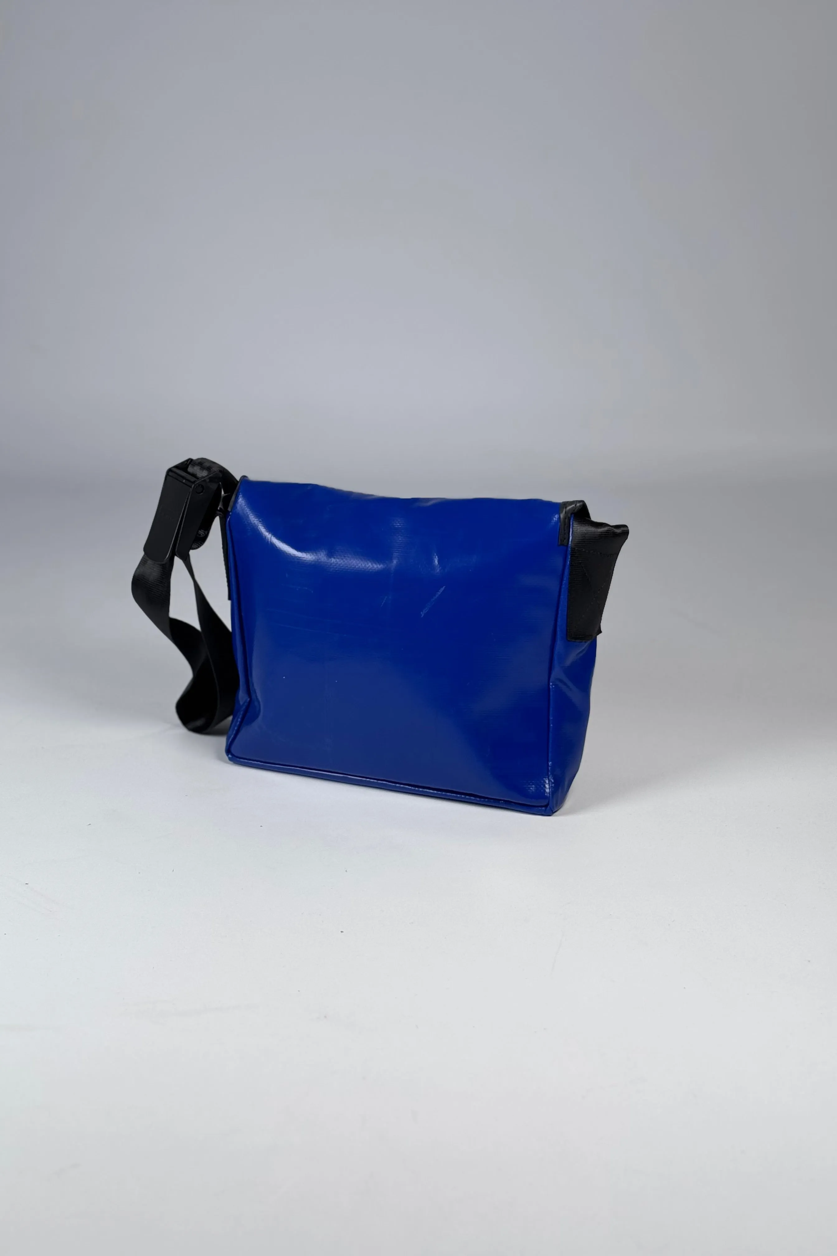 LASSIE F11 Messenger Classic S