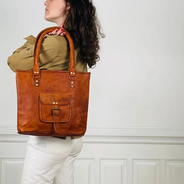 Le Papillon Cavalier Tote One Pocket Dark Brown