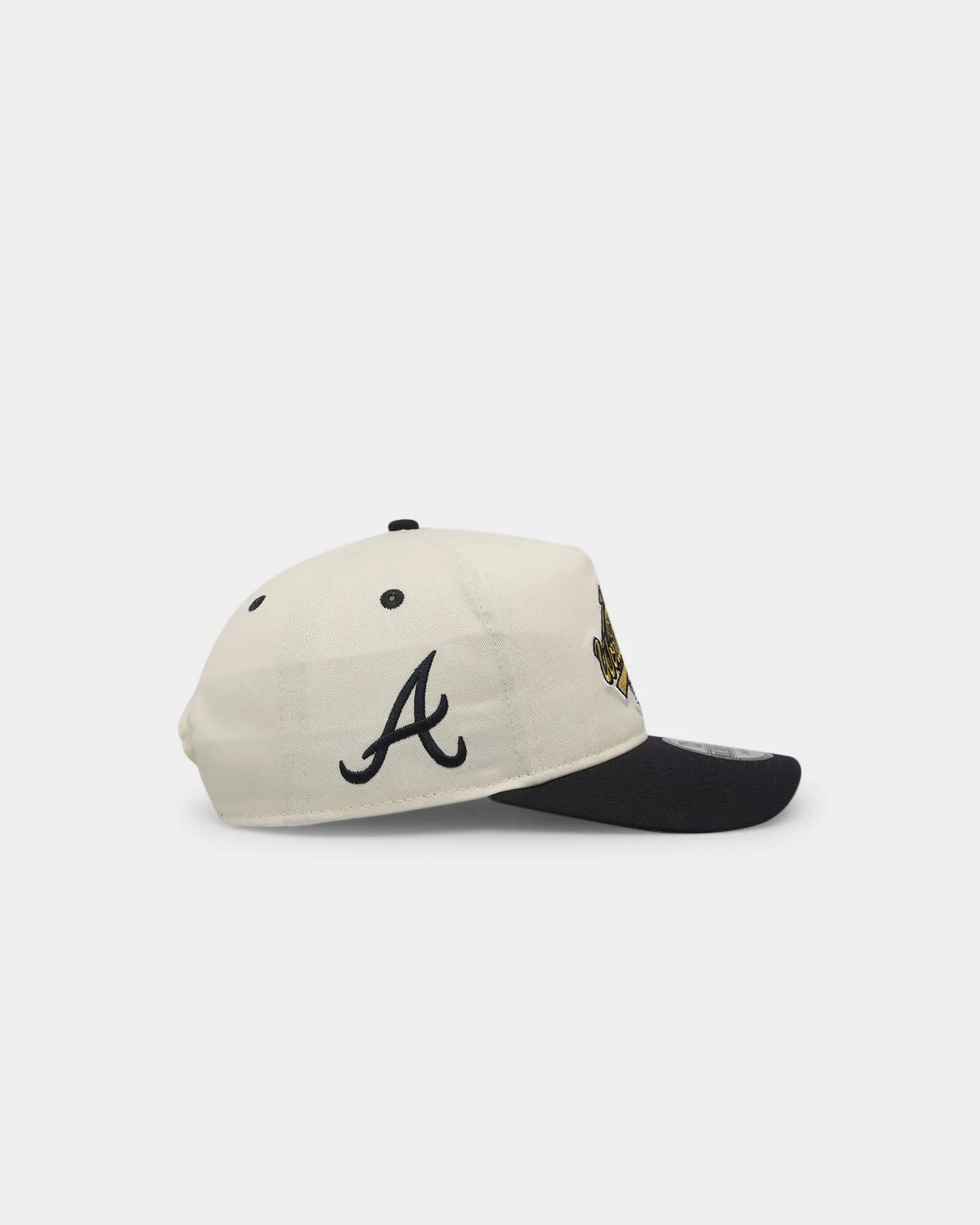 New Era Atlanta Braves '1990s World Series Through The Decades' 1995 World Series Golfer Snapback Chrome White