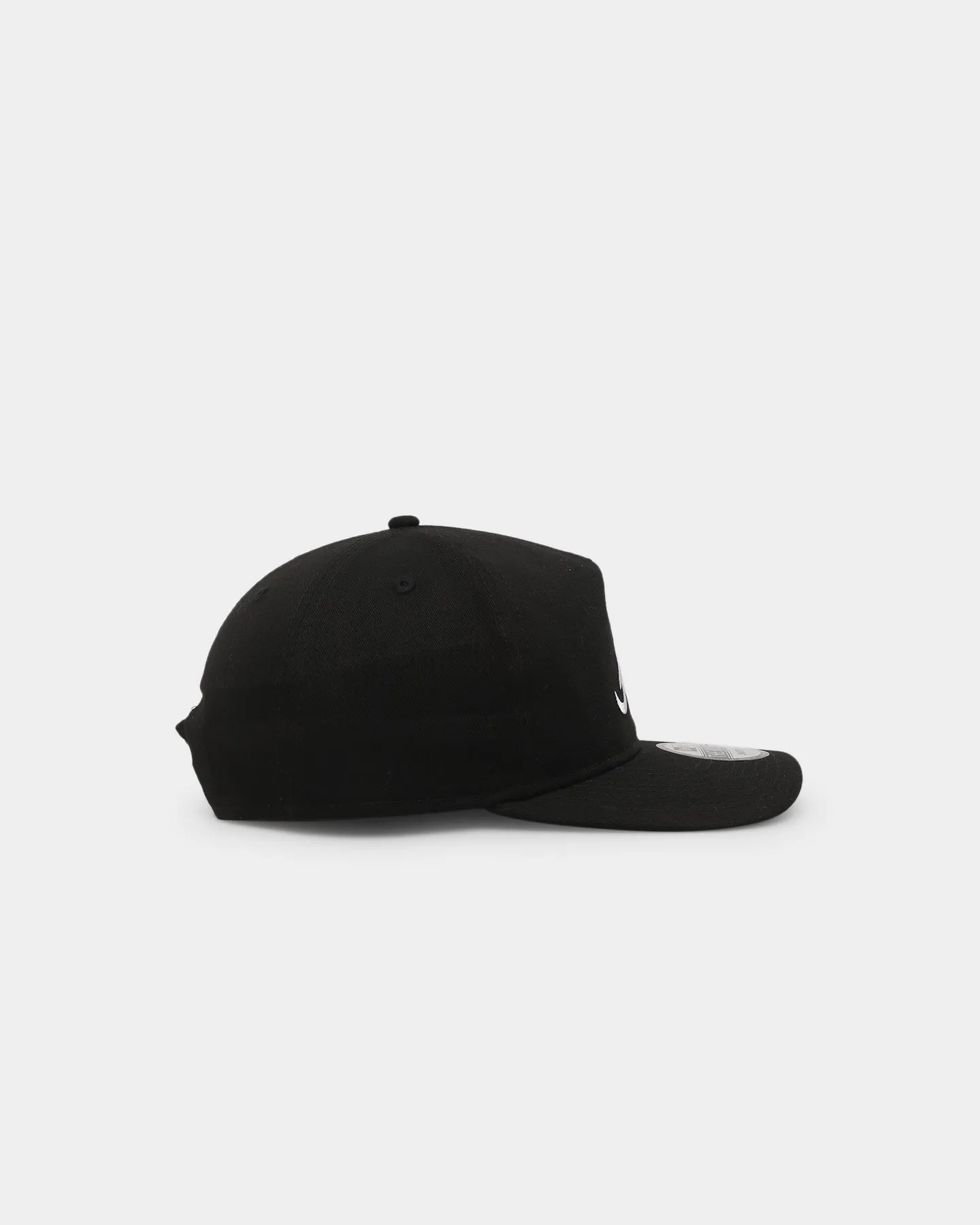 New Era Atlanta Braves Core Golfer Snapback Black/White