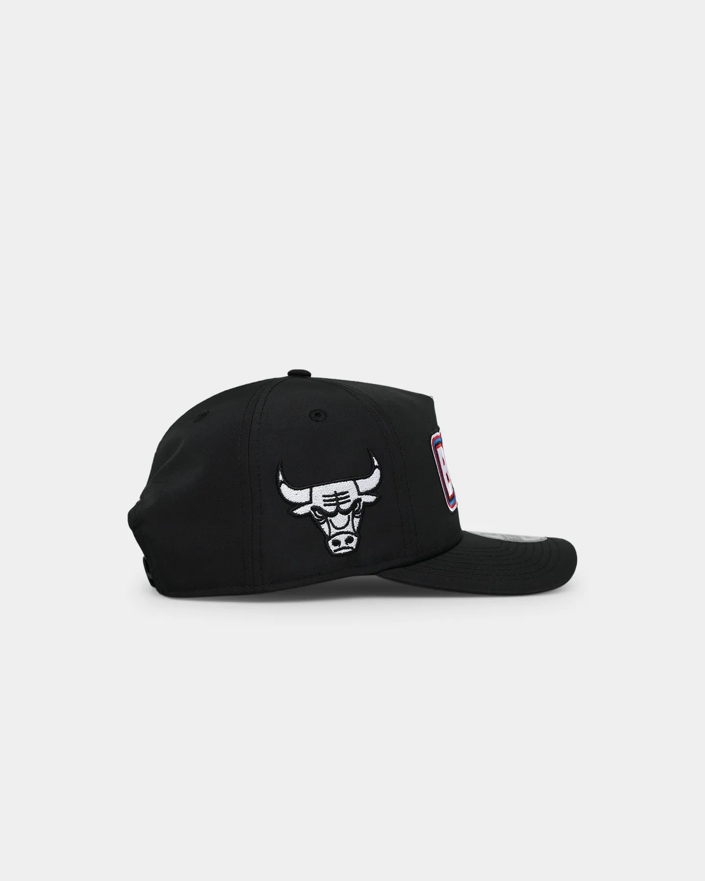 New Era Chicago Bulls 'Retro Black Prolight' Golfer Snapback Black