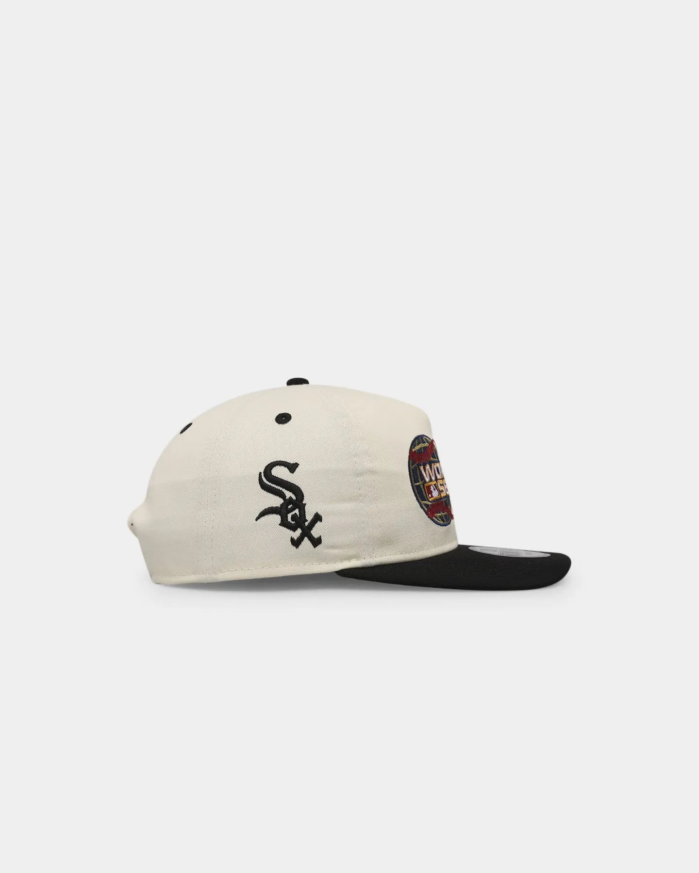 New Era Chicago White Sox '2000s World Series Through The Decades' 2005 World Series Golfer Snapback Chrome White