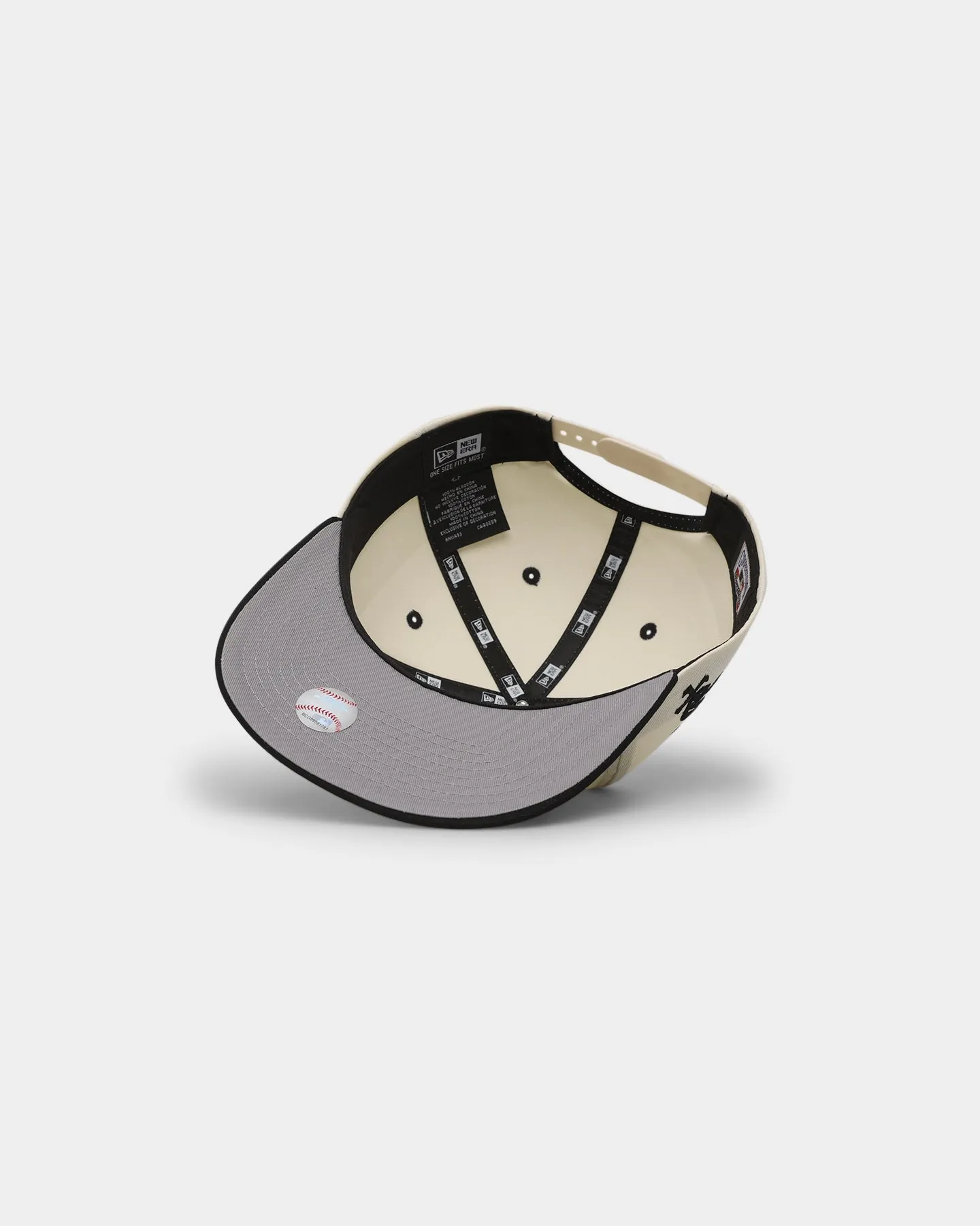New Era Chicago White Sox '2000s World Series Through The Decades' 2005 World Series Golfer Snapback Chrome White