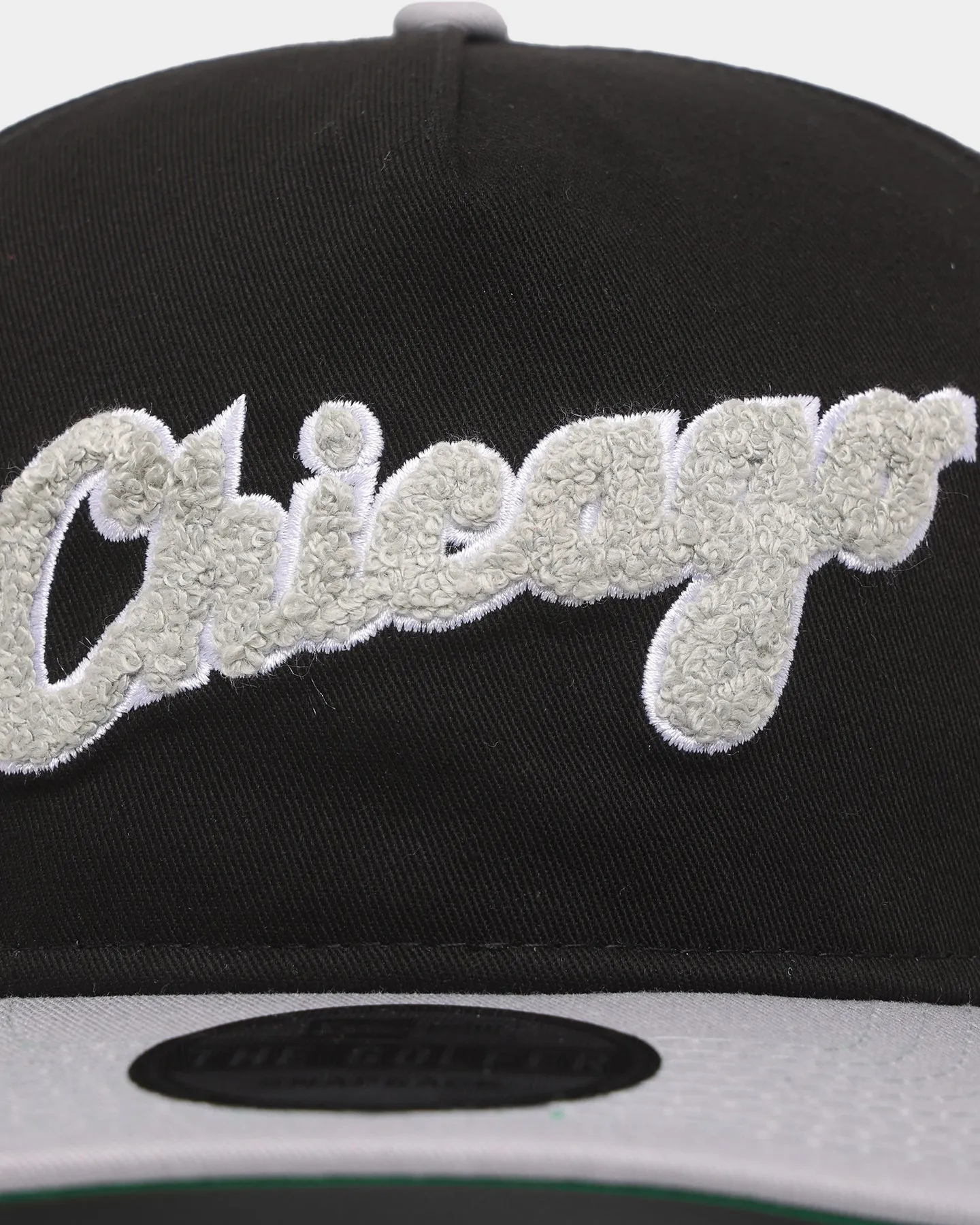 New Era Chicago White Sox 'Chenille' Golfer Snapback Black
