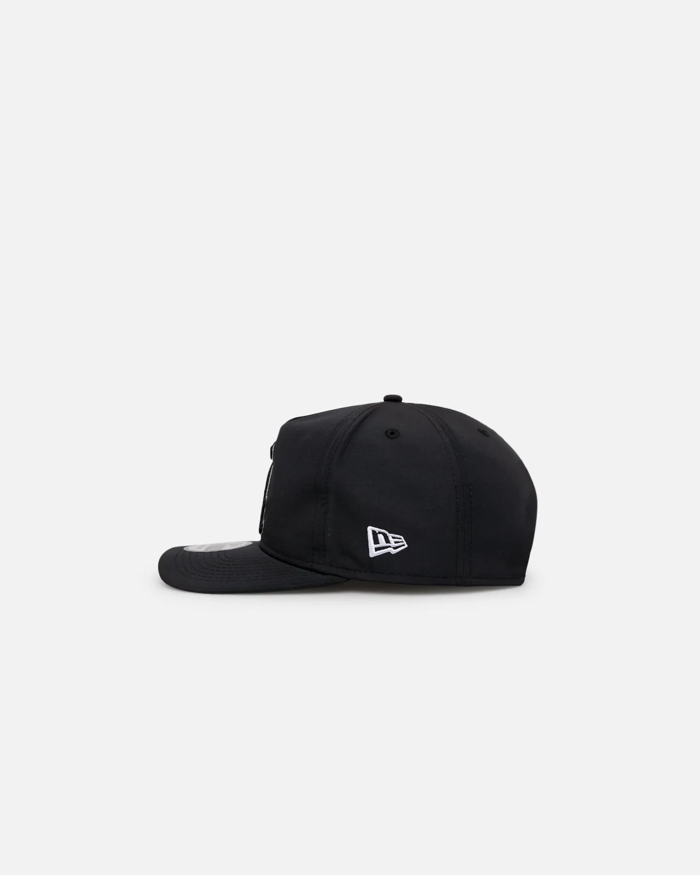 New Era Chicago White Sox Golfer Pre-Curved Snapback Black/OTC