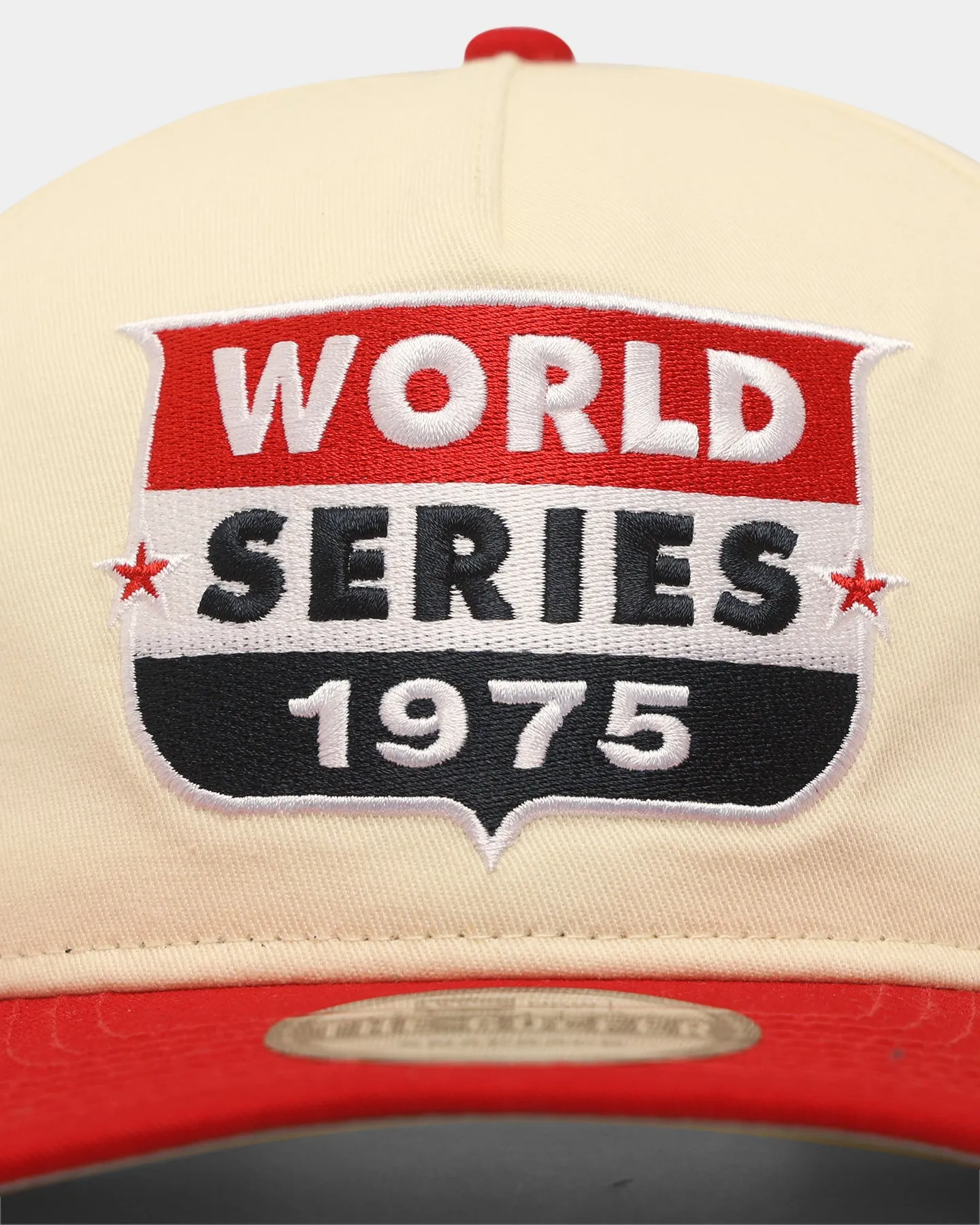 New Era Cincinnati Reds '1970s World Series Through The Decades' 1975 World Series Golfer Snapback Chrome White