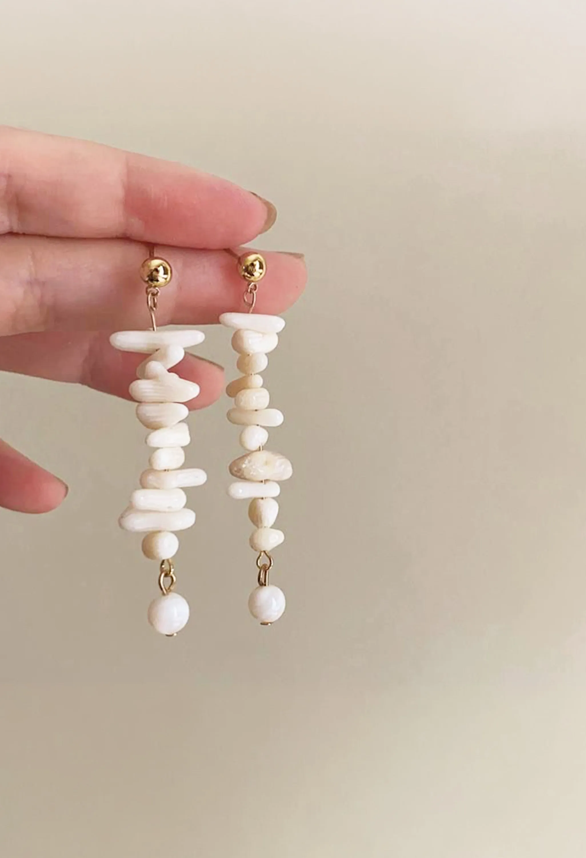 Pankh Nova Elegant Pearl Earing