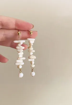 Pankh Nova Elegant Pearl Earing