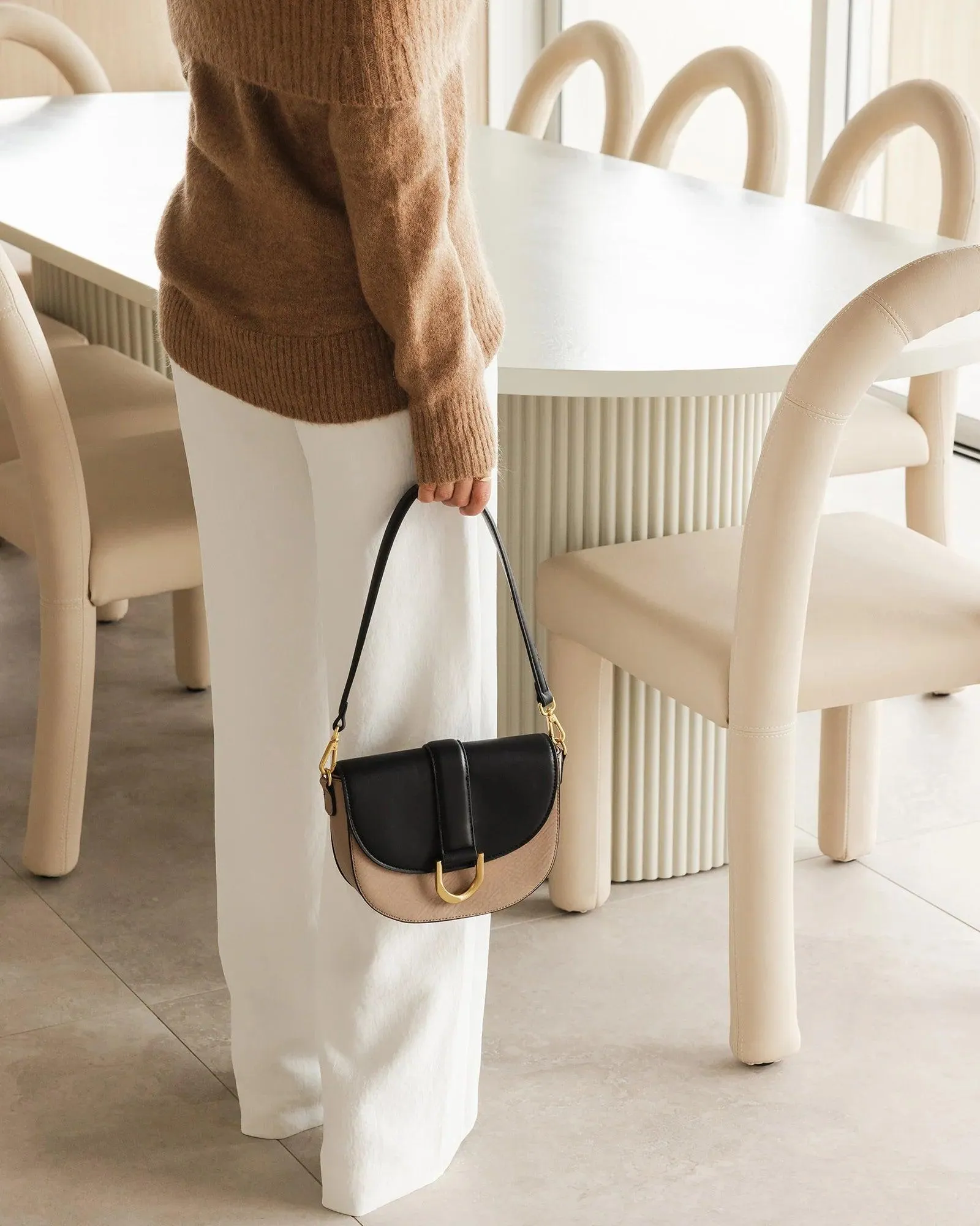 SCARLETT CROSSBODY BAG
