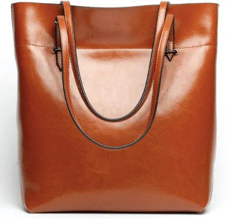 THE MUST HAVE  LEATHER TOTE