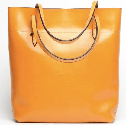 THE MUST HAVE  LEATHER TOTE